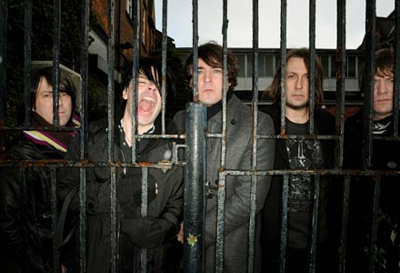 Video: The Charlatans - Love Is Ending