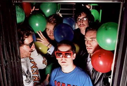 Video: Hot Chip - One Life Stand