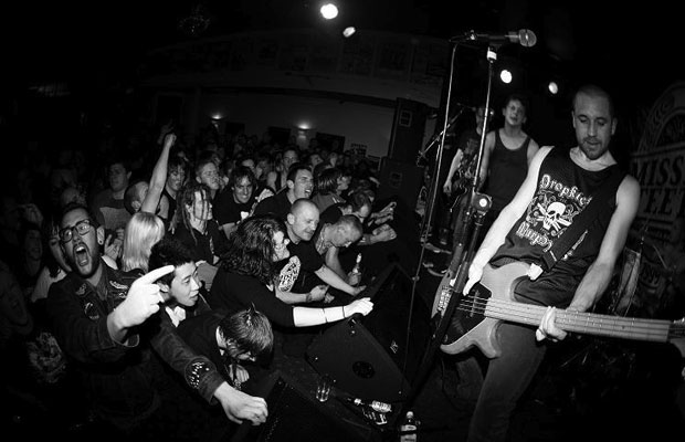Missing-Teeth-Reunite-For-Two-Shows
